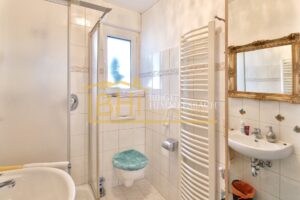 Badezimmer unten