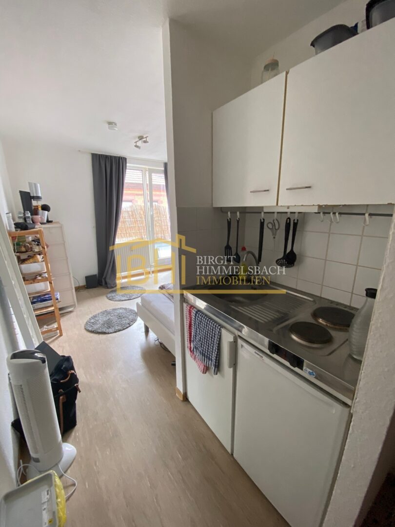 Zimmer mit Pantry-Küche